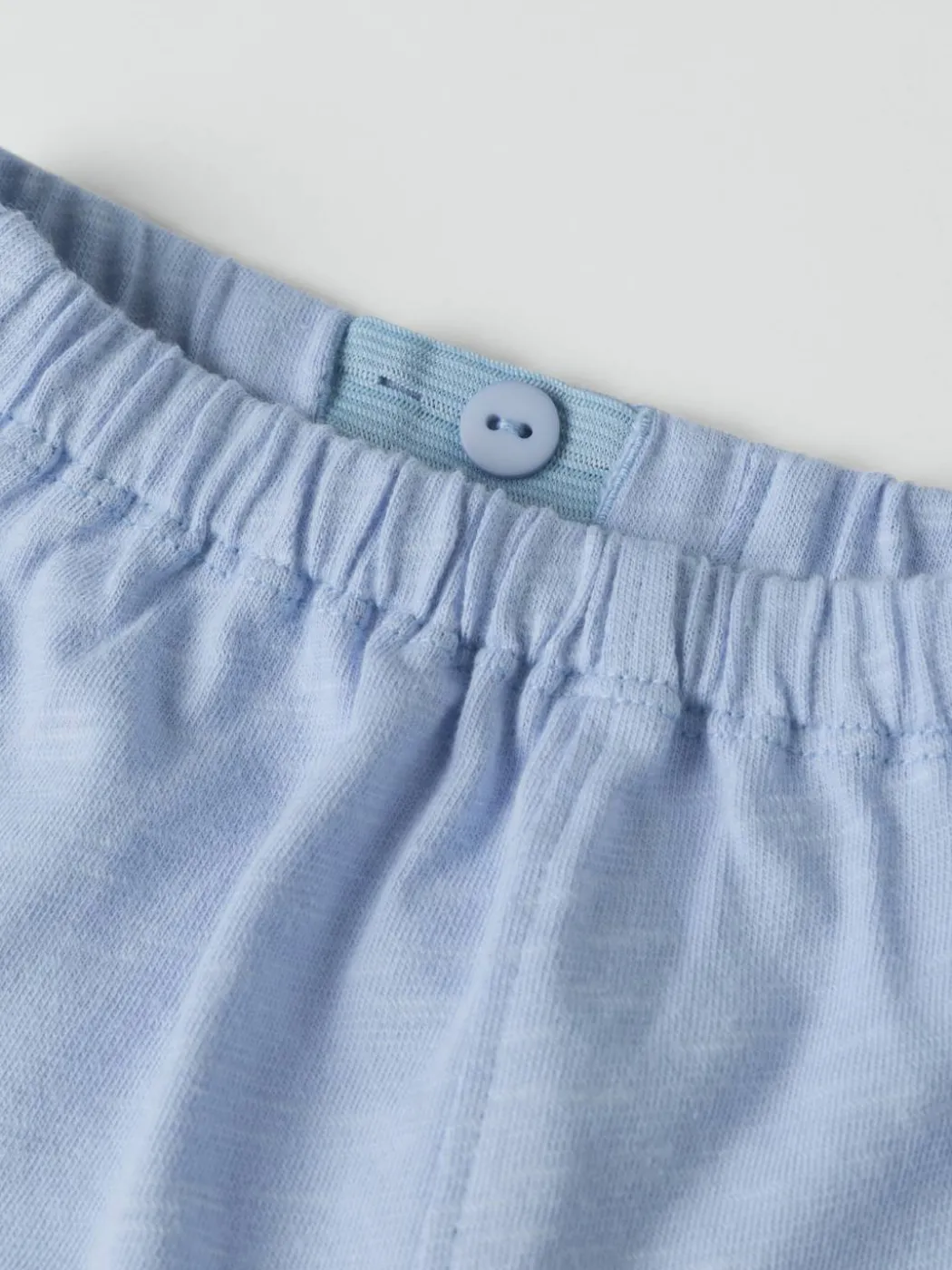 Sett skjorte og shorts
