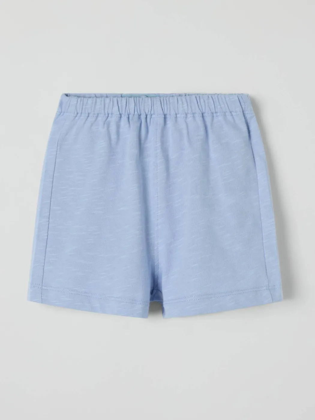 Sett skjorte og shorts