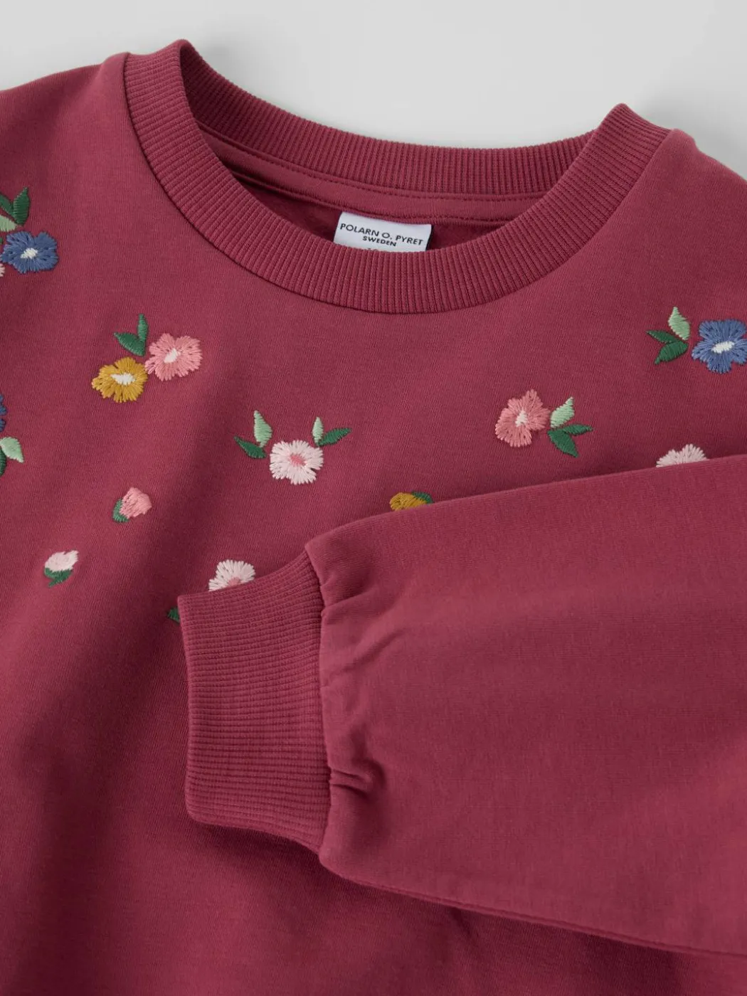 Sweatshirt broderi